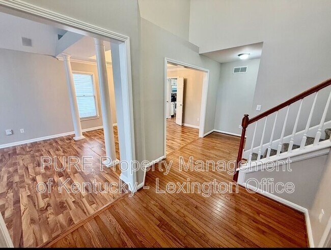 Photo - 552 Forest Hill Dr