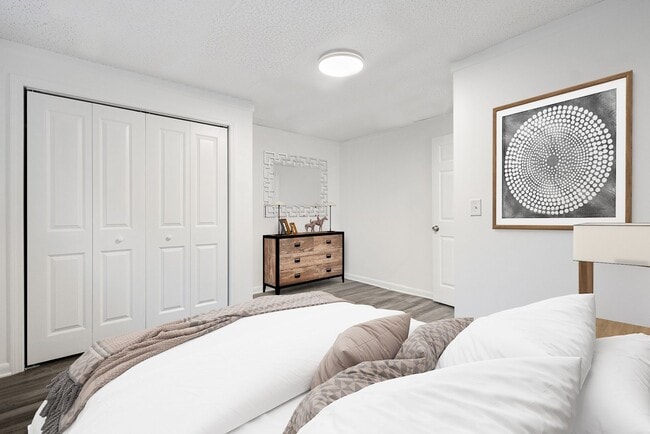 Photo - 1809 Lowrie St