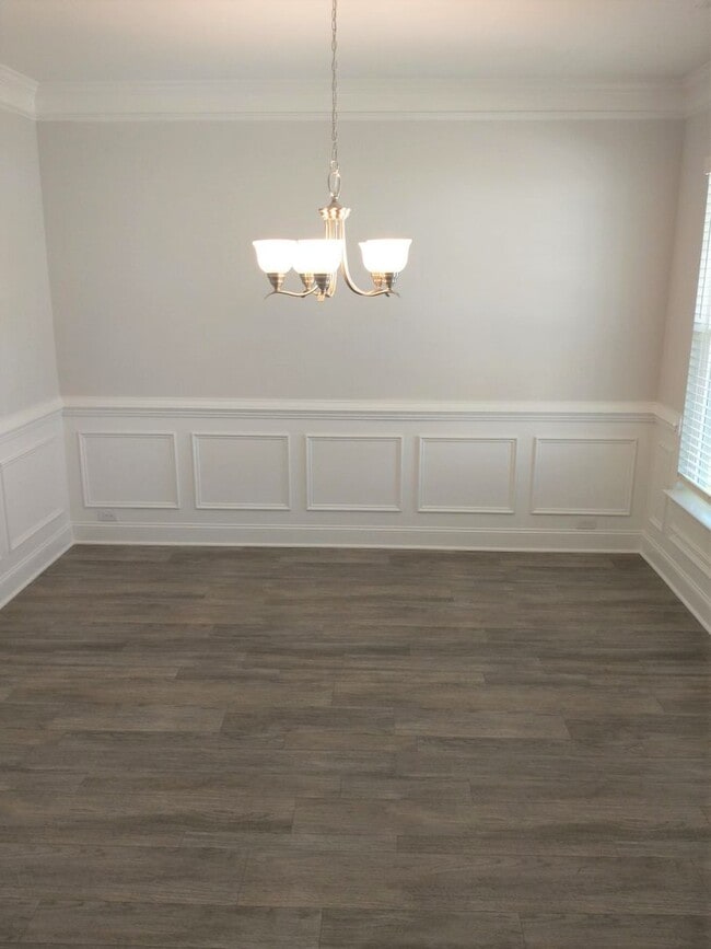 Photo - Beautiful Home in Gardner!  4 bedroom 3 fu...