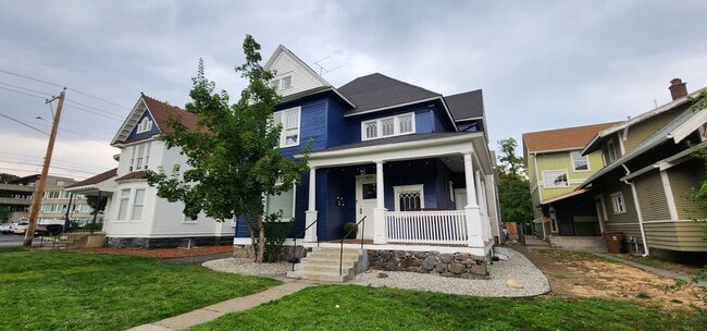 Building Photo - 807 E Mission Ave Unit 807 S