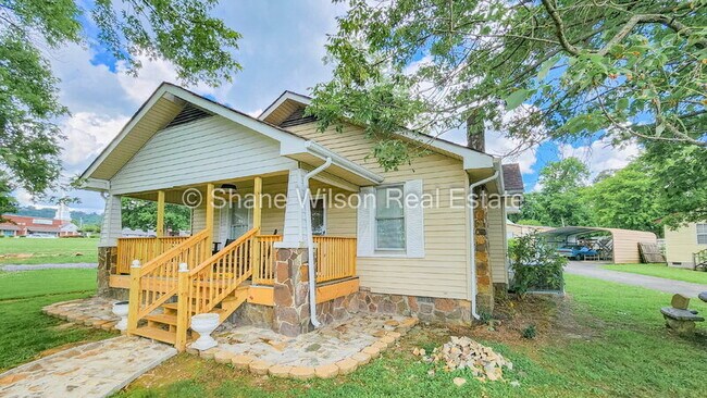 Photo - 190 Cleveland St