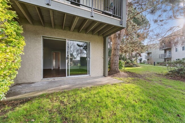 Kamel Point Village Apartments