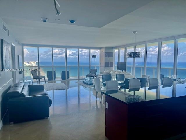 Building Photo - 1830 S Ocean Dr Unit 5001