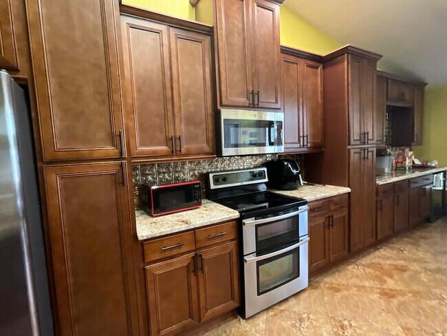 Photo - 315 SW Dwight Ave