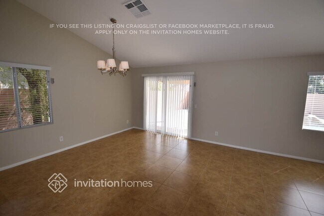 320 Perry Ellis Dr