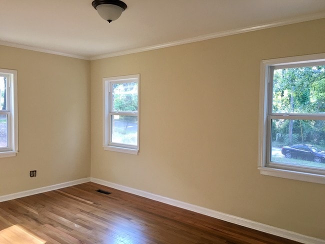 Bed - 501 Milledge Rd Unit 1C