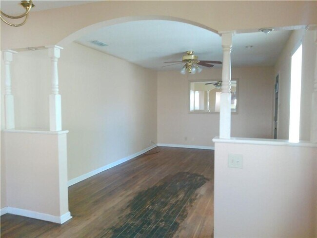 Photo - 1438 Ormond Dr