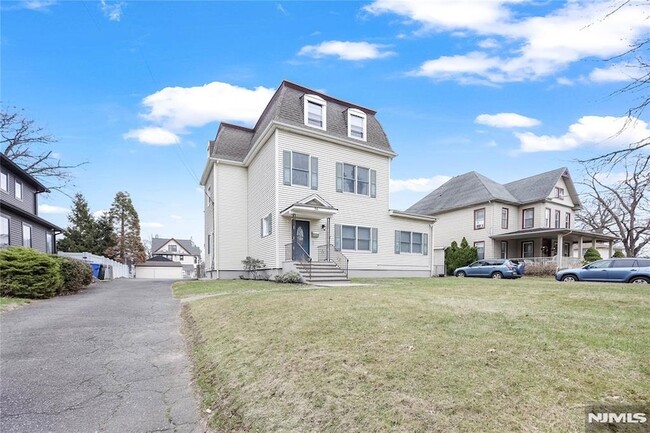 Photo - 56 Woodward Ave Unidad 2