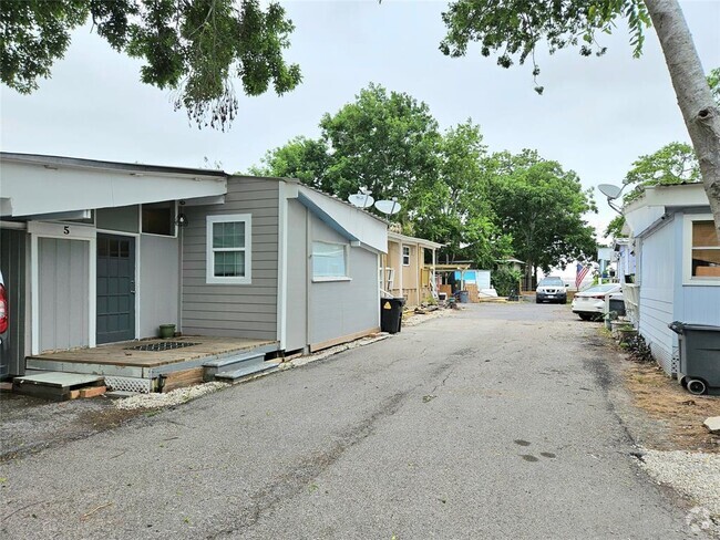 Building Photo - 4419 W Bayshore Dr Unit 4 Rental