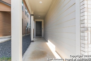 Photo - 10643 Military Dr W