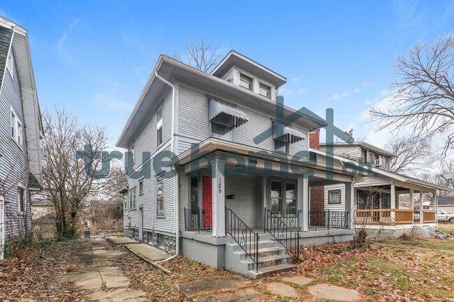 Photo - 1249 Everett Dr