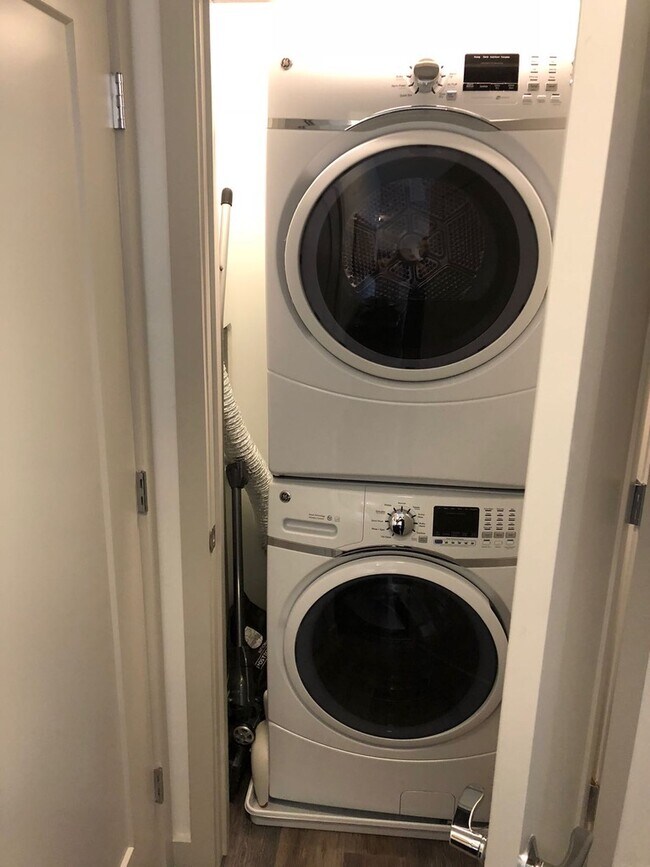 Photo - 180 Telford St Unit 404