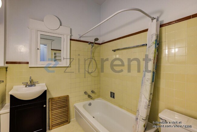 Photo - 643 Cole St