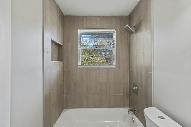 Photo - 1779 Preston St