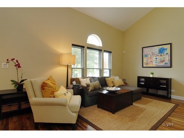 Photo - 209 Wilton Ln