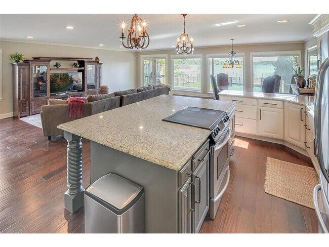 Photo - 16926 Grays Bay Blvd