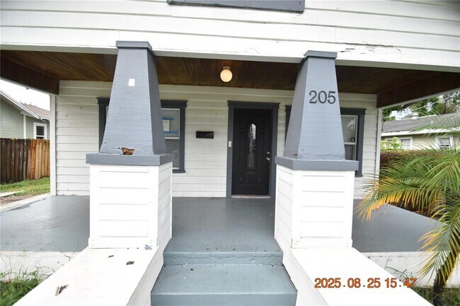 Photo - 205 W Haya St