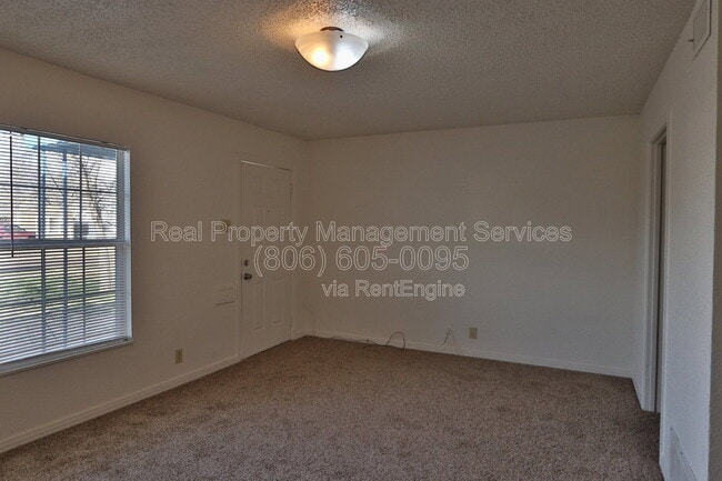 Photo - 2521 41st St