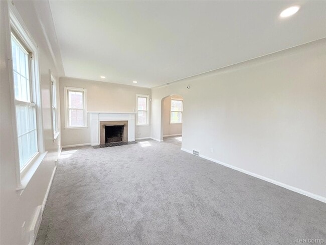 Photo - 11375 Roxbury St