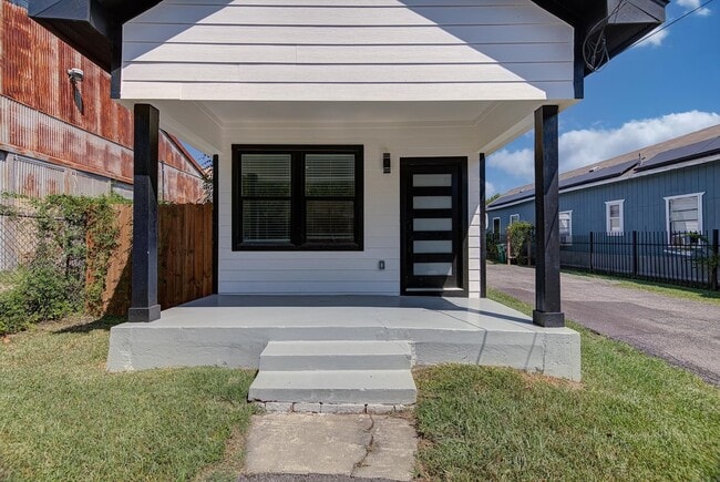 Building Photo - 7001 Avenue P