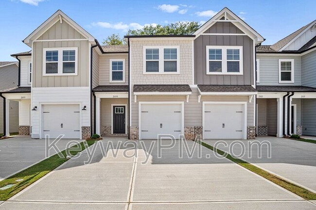 Photo - 2099 Denmark Ave SE