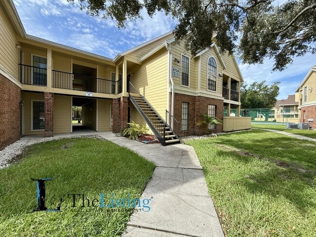 Building Photo - 8724 Mallard Reserve Dr Unit 202 Rental
