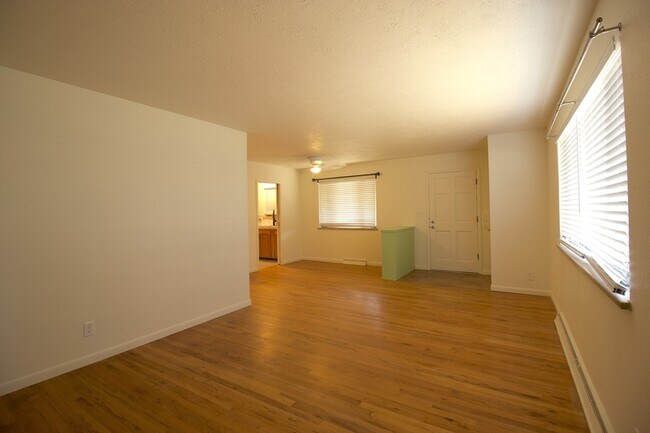 Photo - 2632 17th Ave