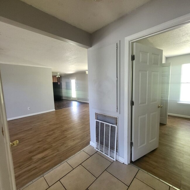 Photo - Move In Special Offered