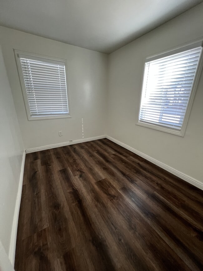 Photo - 554 S Willow Ave