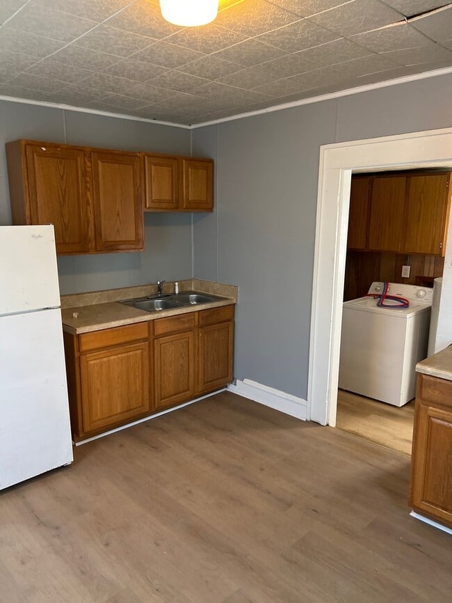 Photo - 101 Washington St