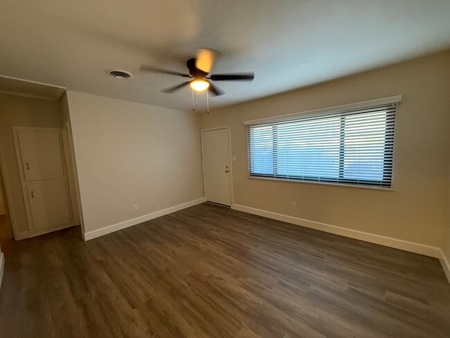 Photo - Ralston Triplex