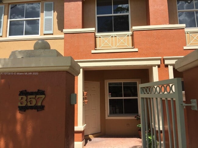 Building Photo - 6141 NW 115th Pl