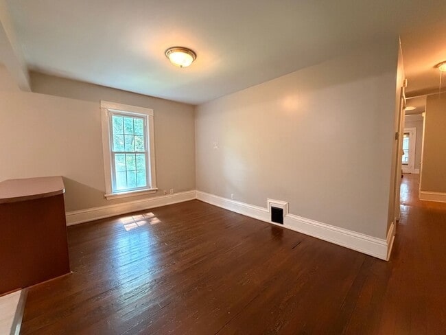 Photo - 162-164 Grand Ave NE Unit 162 Grand Ave NE #2