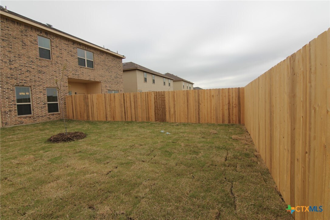 Photo - 311 Creekside Curve Townhome
