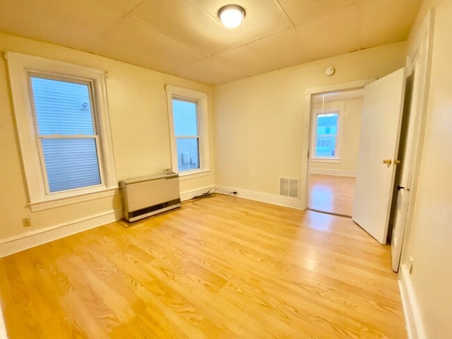 Photo - 54-56 Intervale Avenue Unit A