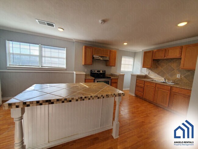 Photo - Spacious 4-bedroom 1.5 bath home COMING SOON!