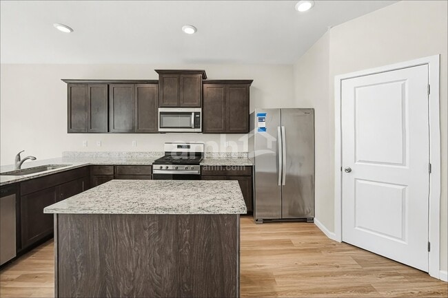 Photo - 1215 W 17th Ave