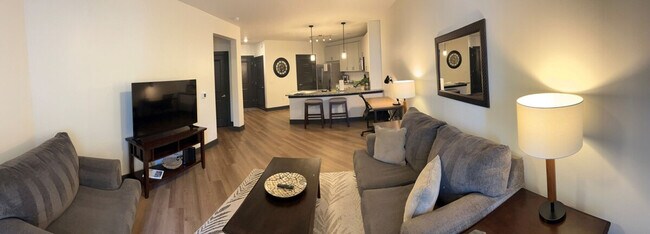 Photo - 425 W 5th St Unidad ID1344143P