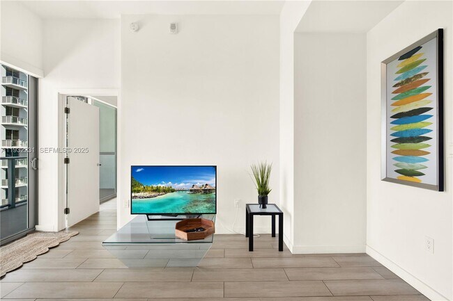 Photo - 1600 SW 1st Ave Unidad 804