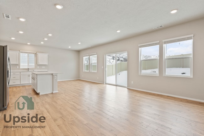 Photo - 20601 E Mdw Spg Lp