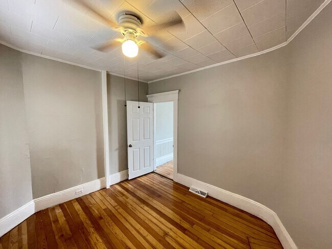 Photo - 336 Amherst St Unidad 1