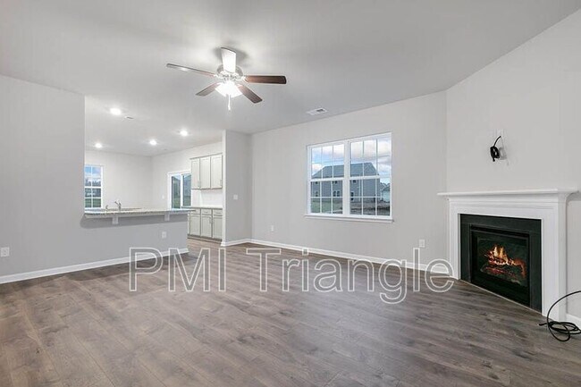 Photo - 229 Winterberry Wy