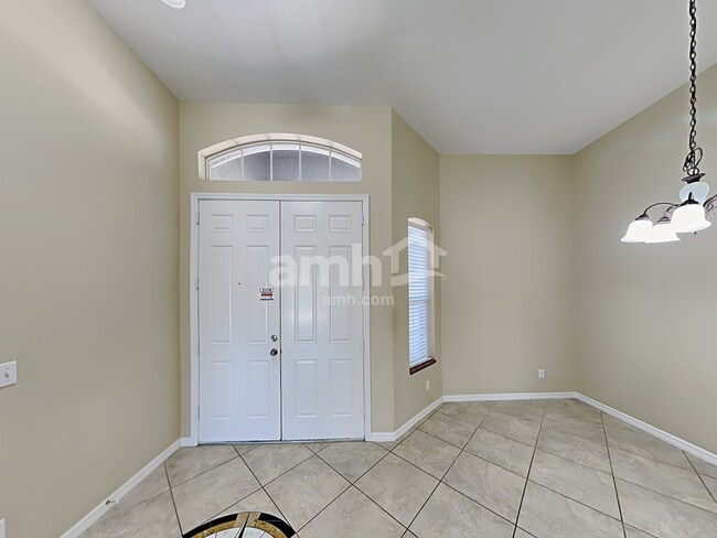 Photo - 3106 43rd Ave E