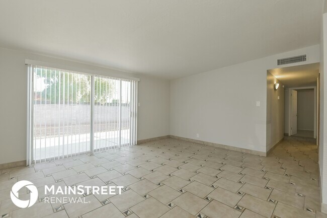 Photo - 7306 E Pierce St