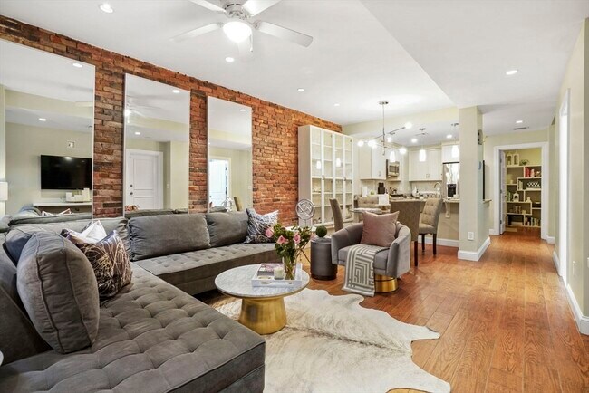 Photo - 16 Follen St Unit 1