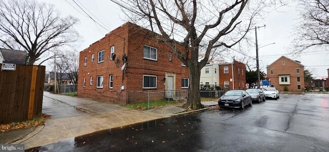 Photo - 3207 11th Pl SE Unit 2