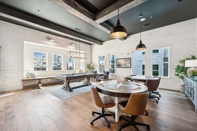 Photo - Mayhill Crossing