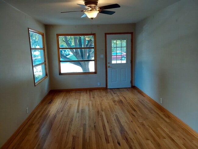 Photo - 1130 W Myrtle St