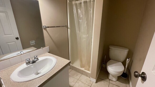 Photo - 3903-3943 43 Ave Unité 2E- Bsmt