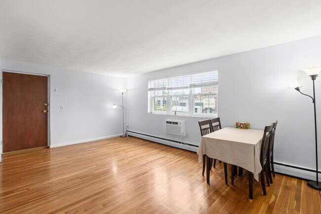 Photo - 59 Bynner St Unit 5